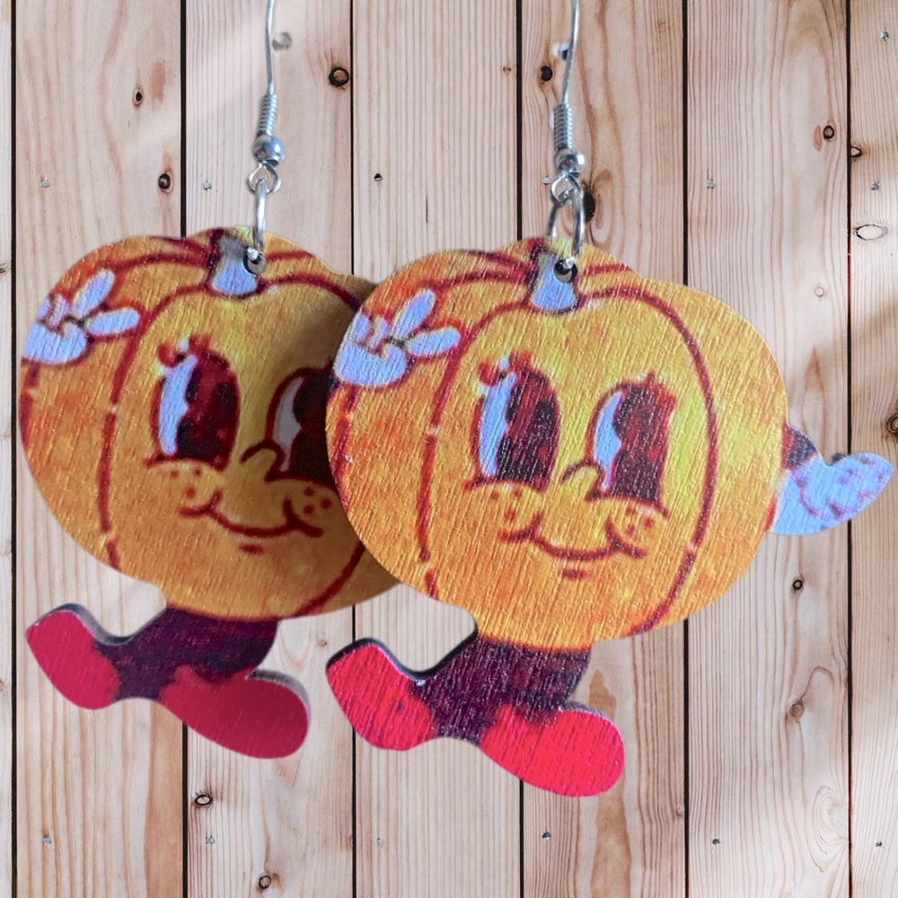 Adorable Cartoon Pumpkin 🎃 Wood Drop Earrings